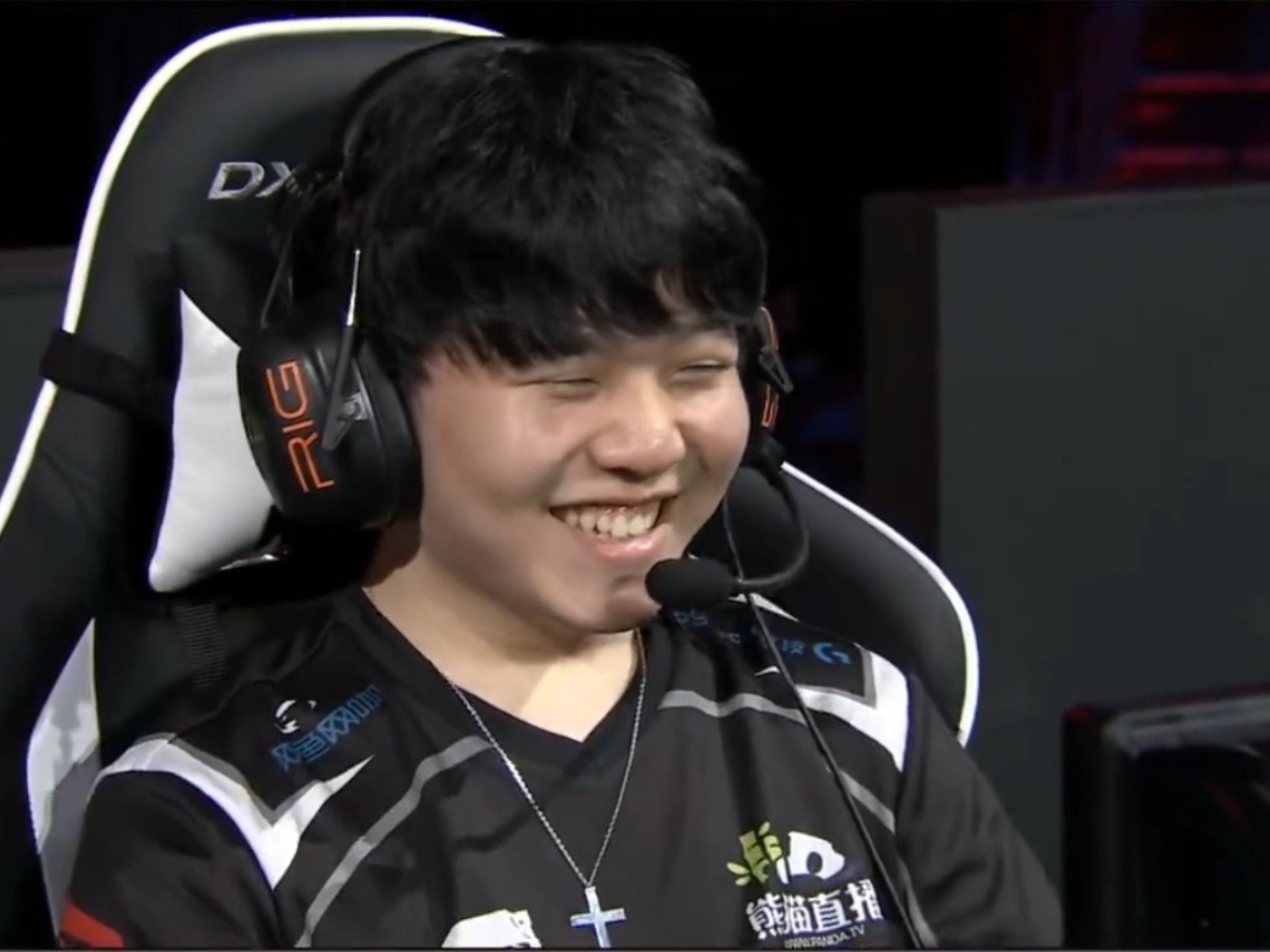 Rookie在DWG比赛中挺进下一轮，势不可挡引发热议！